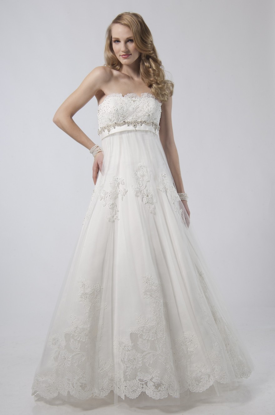 2012_new_beautiful_lace_maternity_wedding_dress_alfred_sung_6861_a_fs_20110923032935